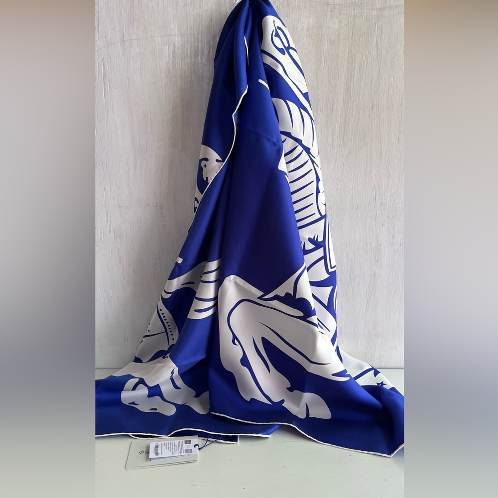 BURBERRY EKD Silk Scarf- Knight - Picture 3 of 10